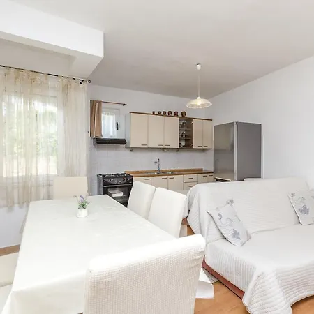 Dasa Apartment Primosten